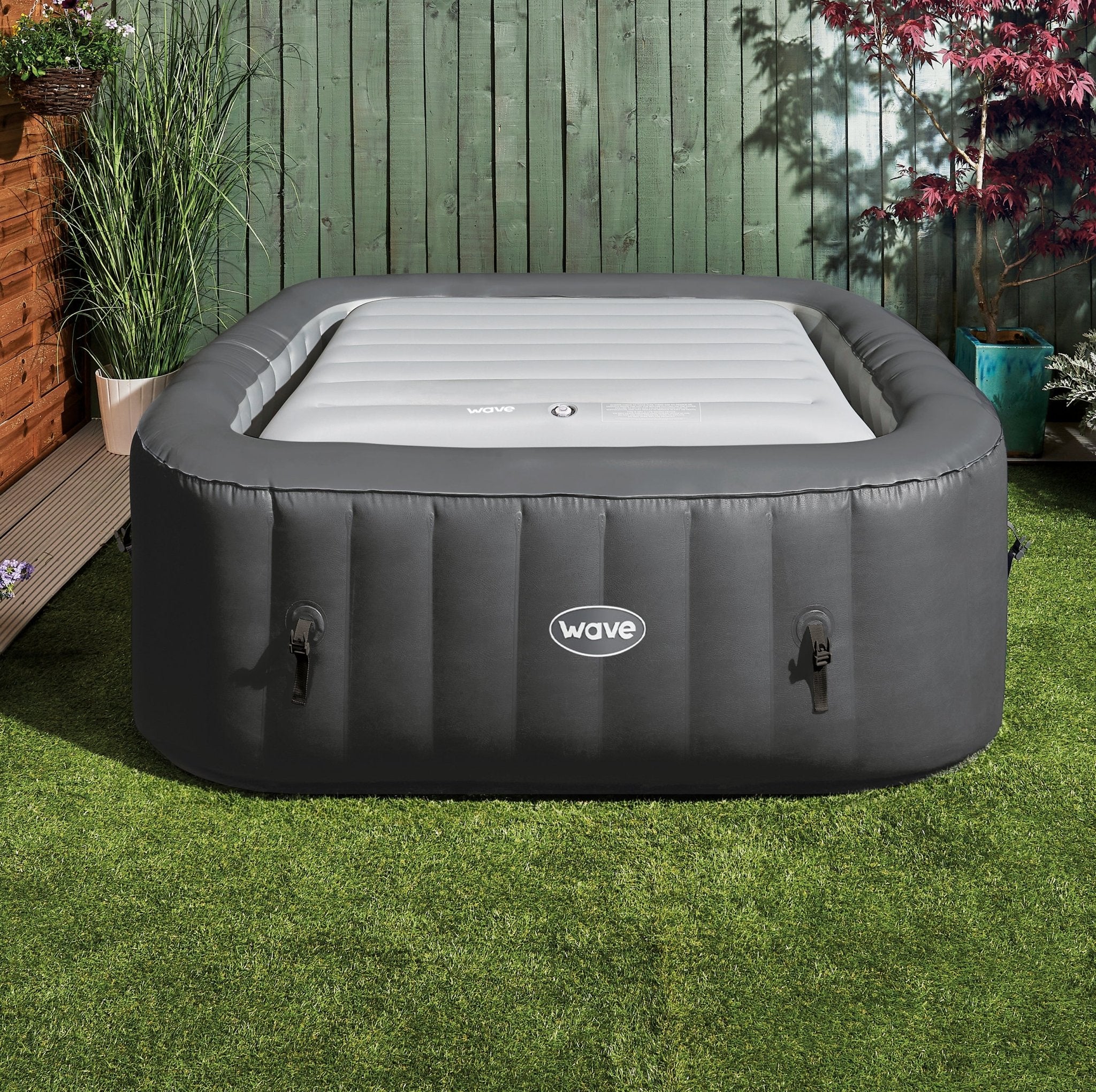 Thermally Efficient Inflatable Cover | Square | White - Image 5